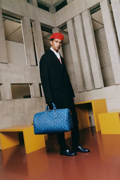Look 27